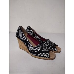 TOMS Womens Black Silver Geometric Triangle Cork Wedge Peep Toe Sandals Size 9.5